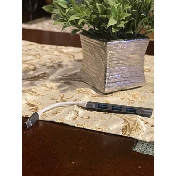 USB C To USB Hub Multi-Interface Adapter 4 Ports Bardimies Aluminum Compact Desi - Picture 2 of 10